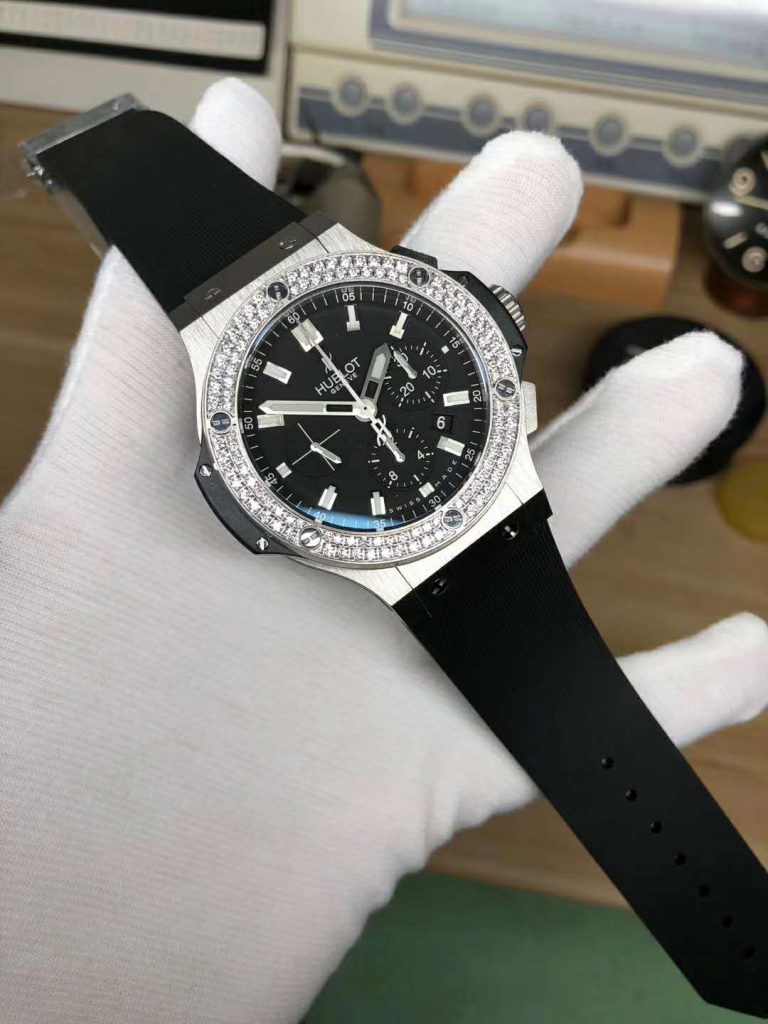 A Hublot Big Bang diamond watch I like