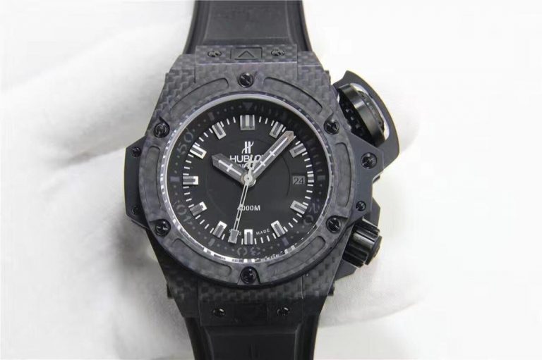 Replica Hublot King Power Carbon Fiber 731.QX.1140.RX Diving Watch Review
