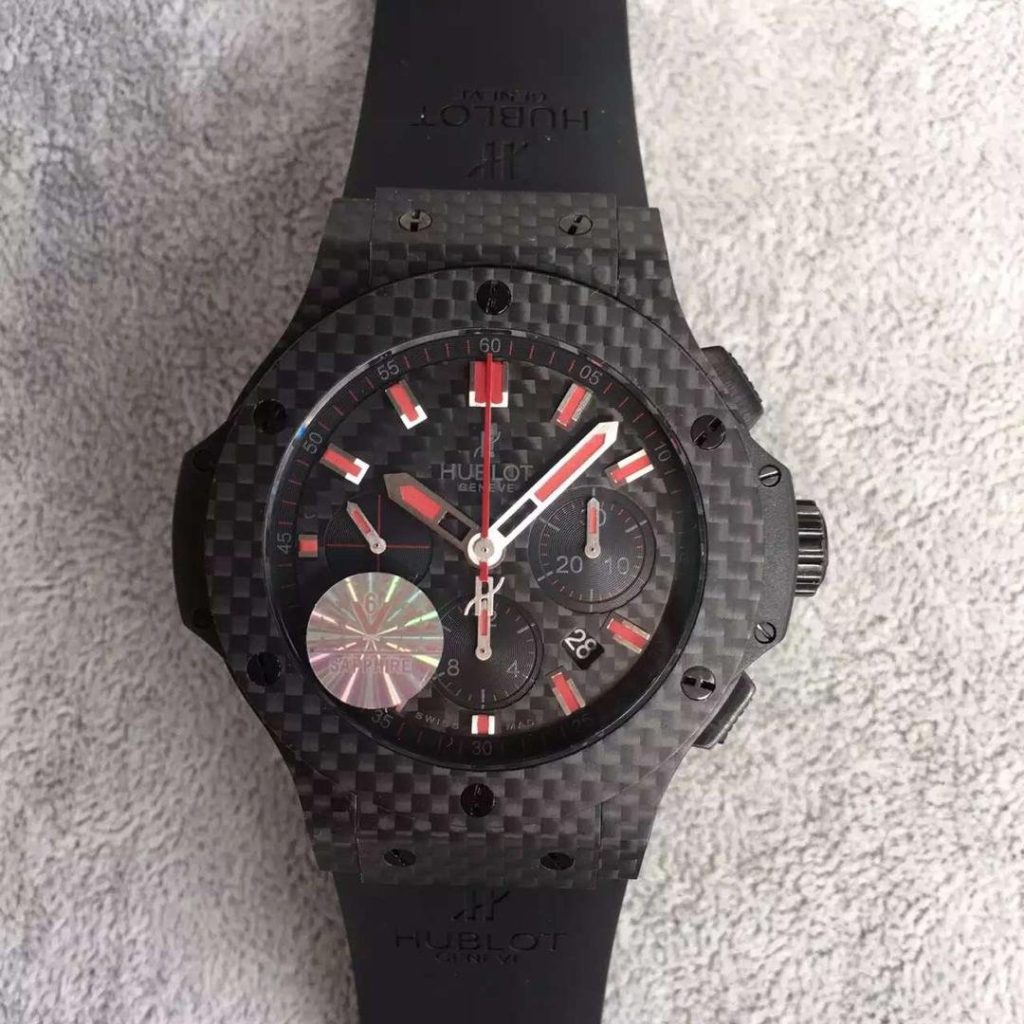 HBB V6 Replica Hublot Big Bang Carbon 301.QX.1724.RX Review – Devil Hidden in The Dark